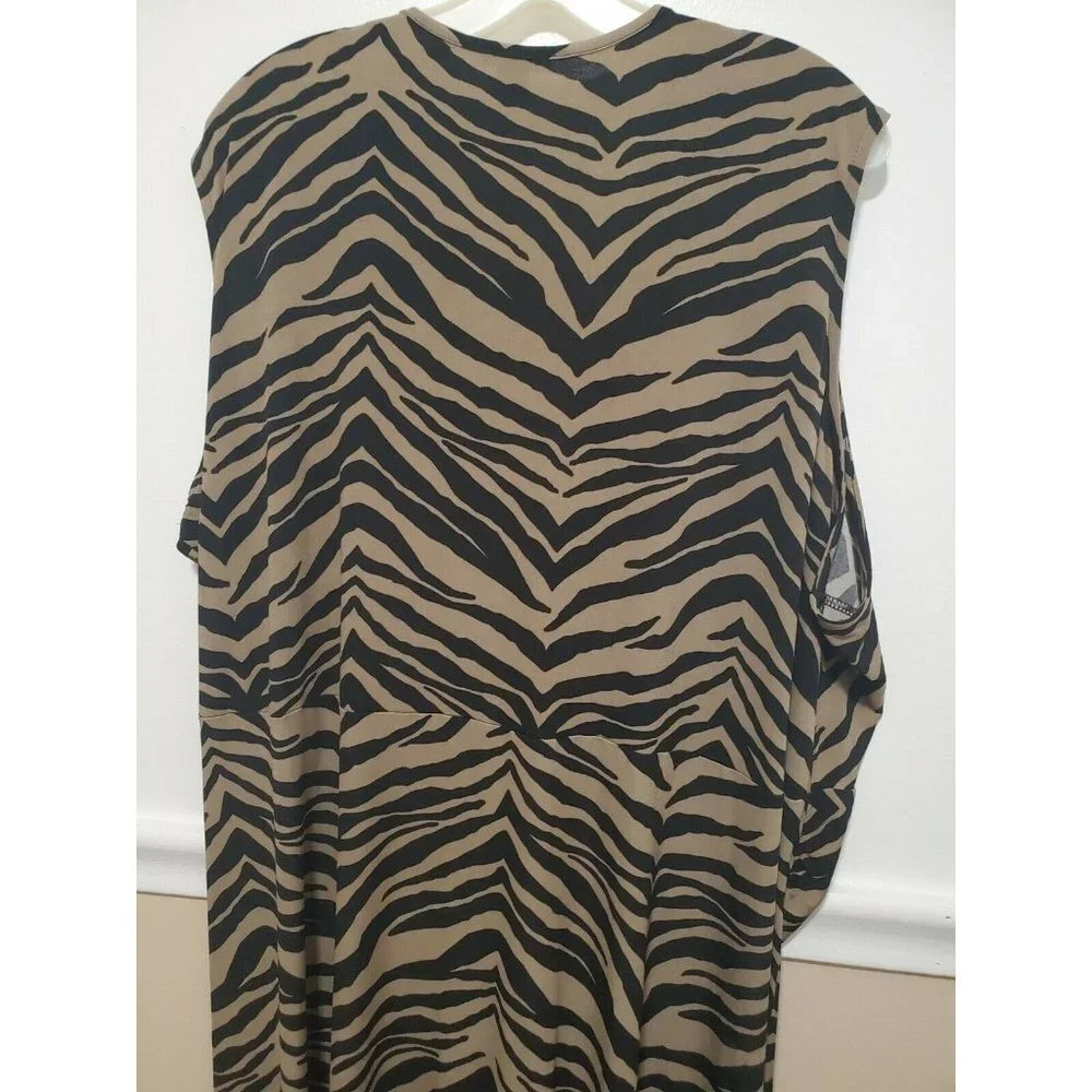 IMAN Global Chic Black Tan Animal Print Sleeveless - Picture 5 of 8
